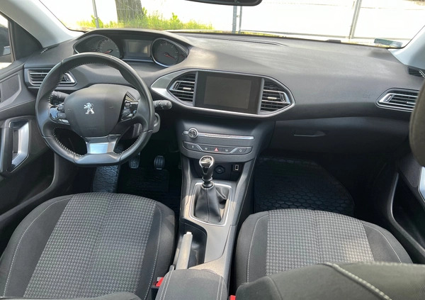 Peugeot 308 cena 45900 przebieg: 110000, rok produkcji 2020 z Warszawa małe 326